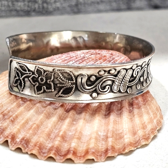 Floral Bird Cuff Bracelet Artisan-Created White Copper and Zinc Oxidized - Picture 5 of 11